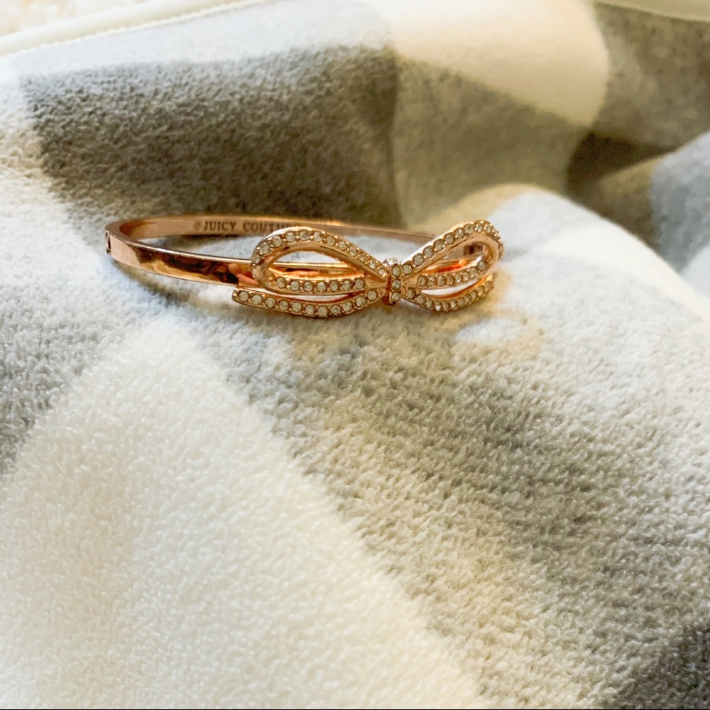 Juicy couture bow bracelet